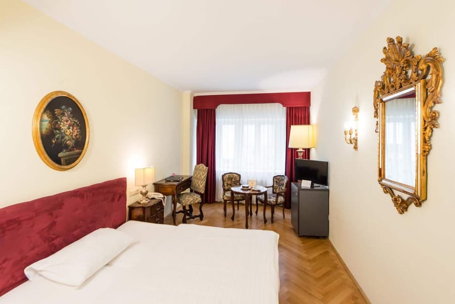 Hotel Royal