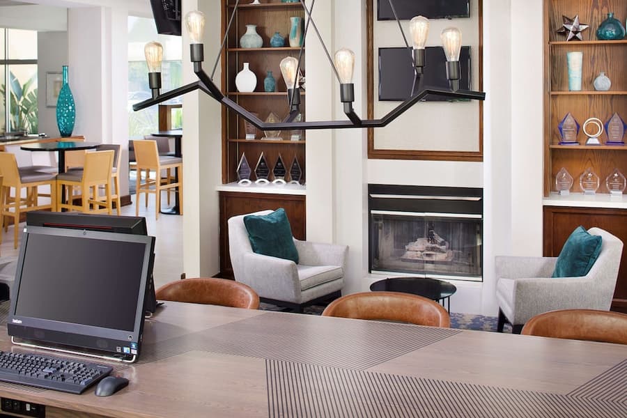 DoubleTree by Hilton Los Angeles - Commerce