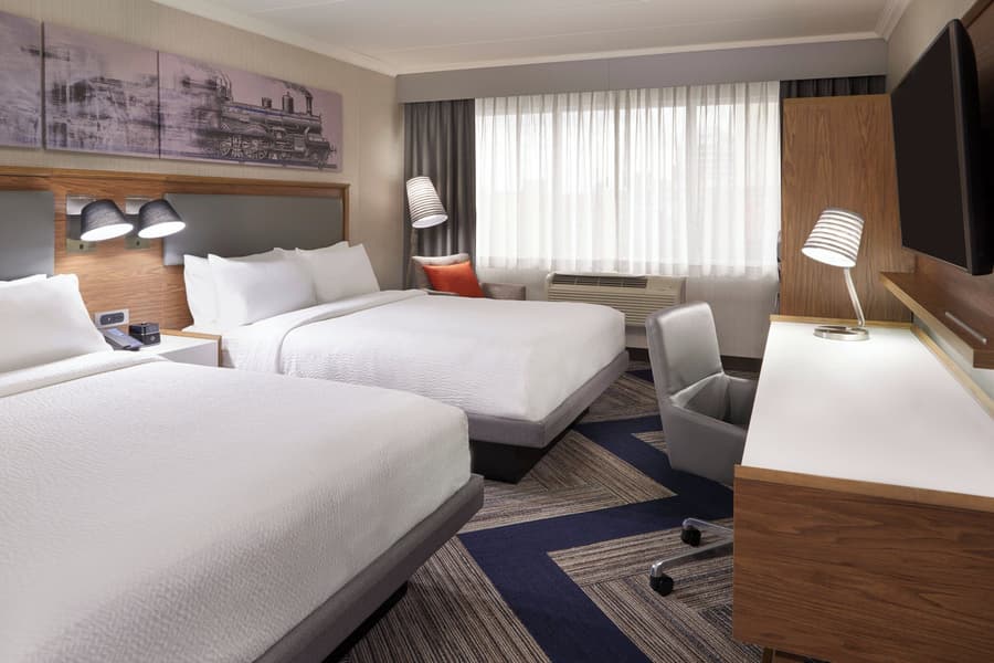 Four Points by Sheraton Windsor Downtown