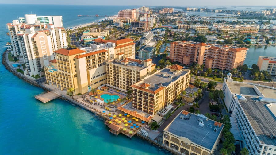 Holiday Inn & Suites Clearwater Beach by IHG