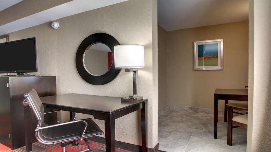 Holiday Inn Express & Suites Jackson Downtown - Coliseum by IHG