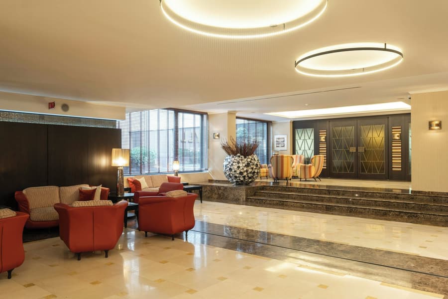 Hyllit Hotel