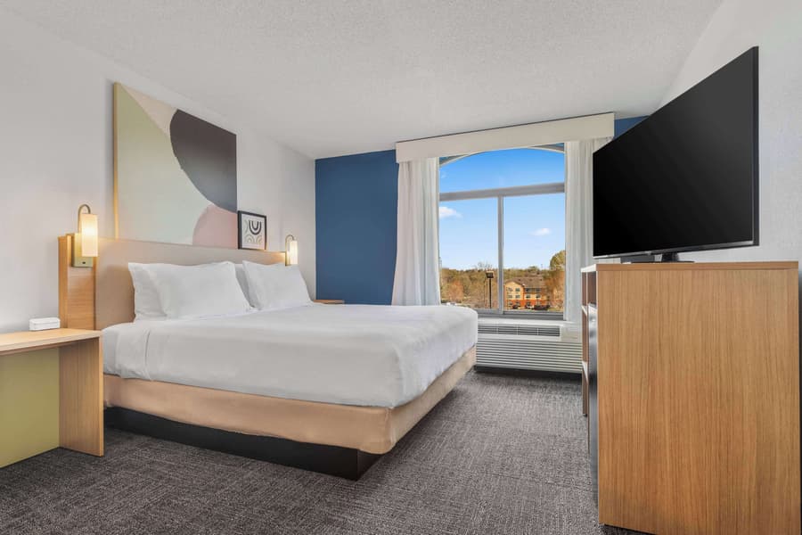 Spark by Hilton Charlotte Tyvola I-77