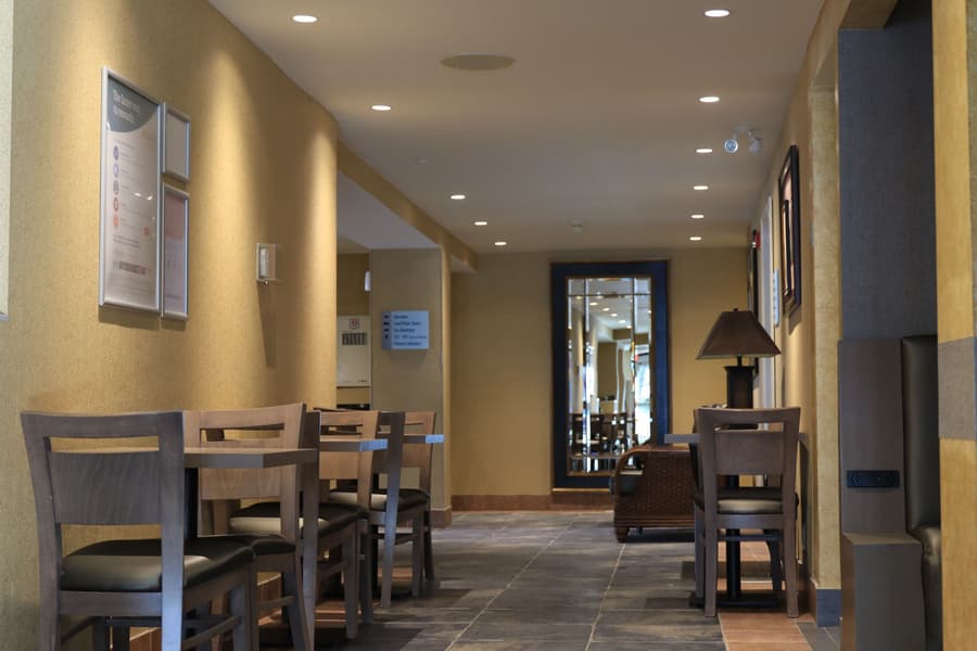 Comfort Inn & Suites