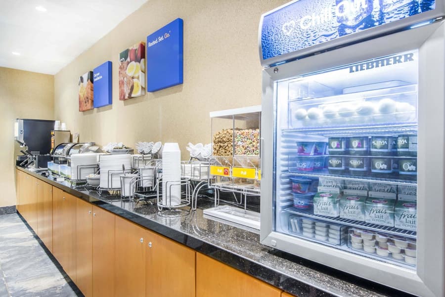 Comfort Inn & Suites