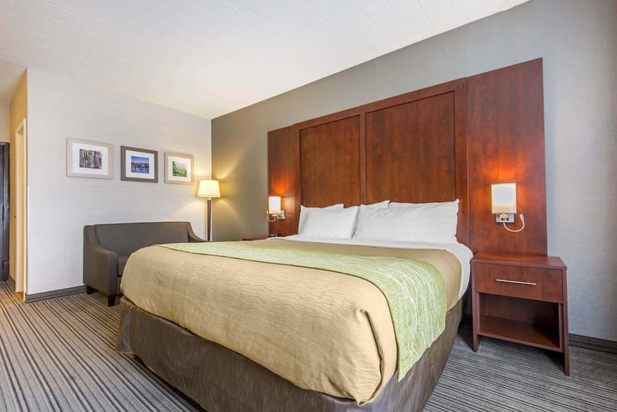 Comfort Inn & Suites