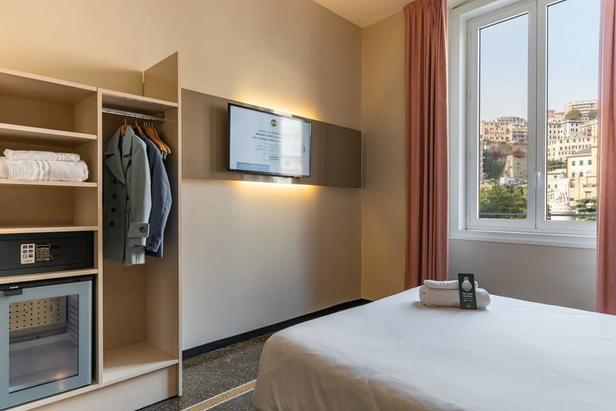 B&B HOTEL Genova Principe