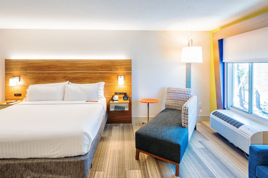Holiday Inn Express Charleston by IHG