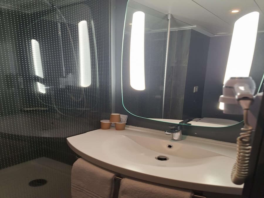 ibis Setubal
