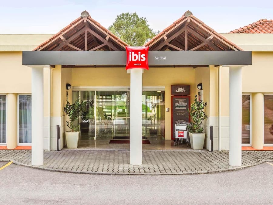 ibis Setubal