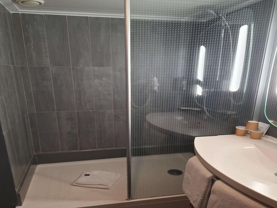 ibis Setubal