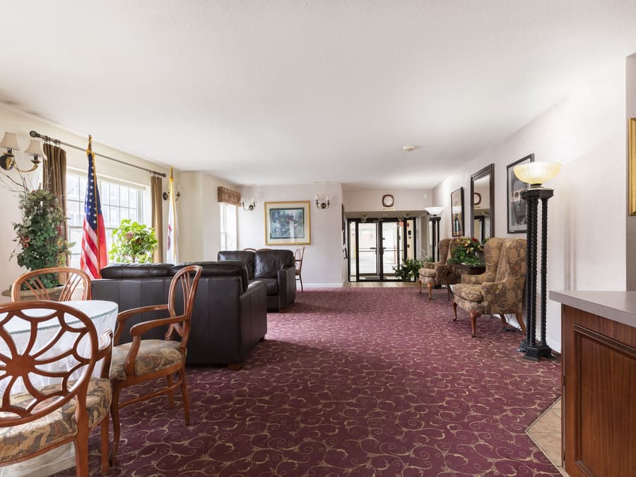 Americas Best Value Inn Springfield - Mansion View