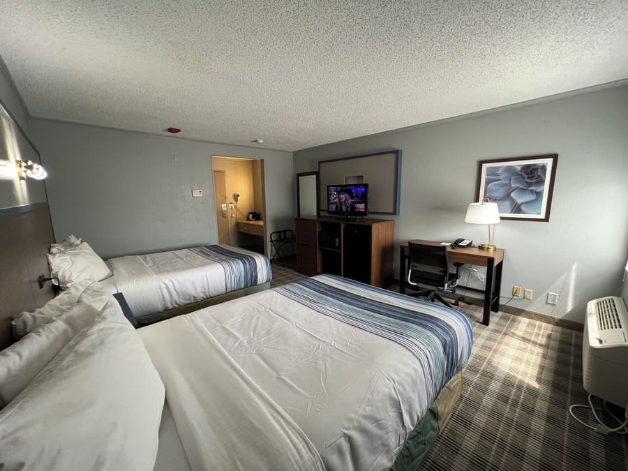 AmericInn by Wyndham Glendale/Milwaukee