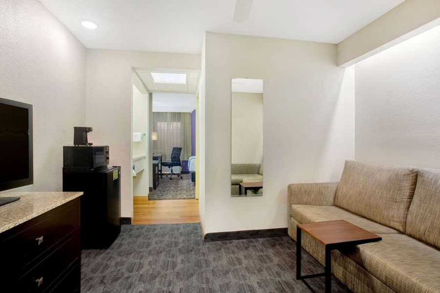 La Quinta Inn & Suites by Wyndham Springfield South