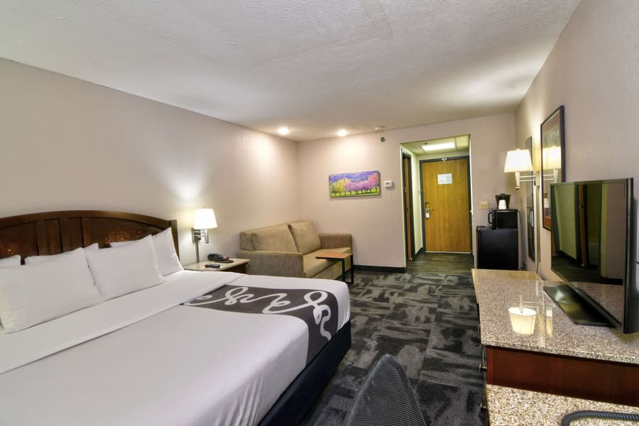 La Quinta Inn & Suites by Wyndham Springfield South