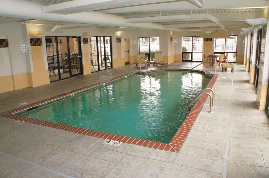 La Quinta Inn & Suites by Wyndham Springfield South