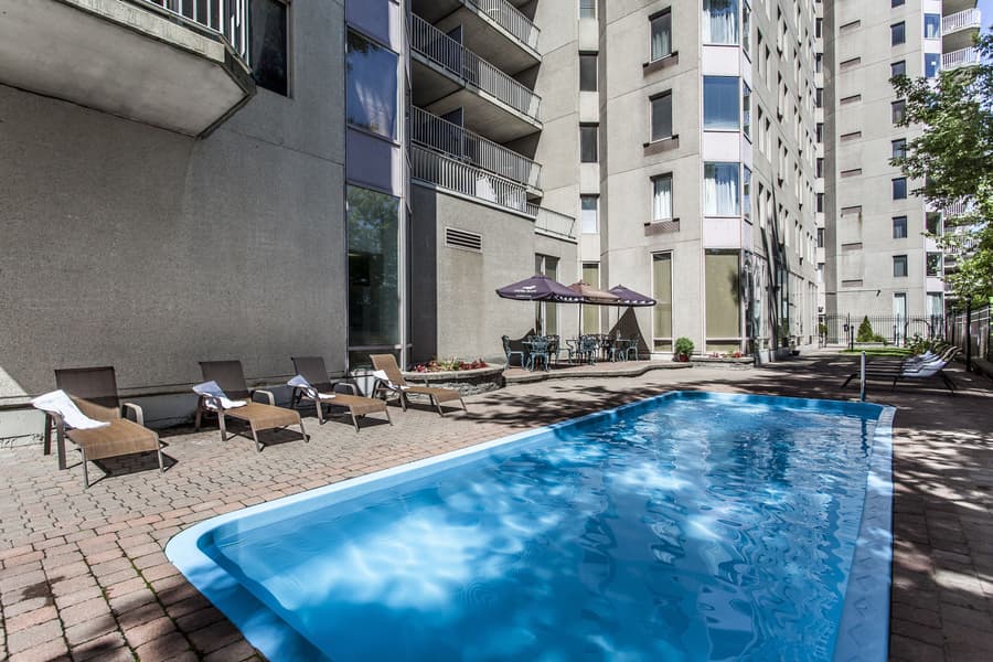 Le Nouvel Hotel