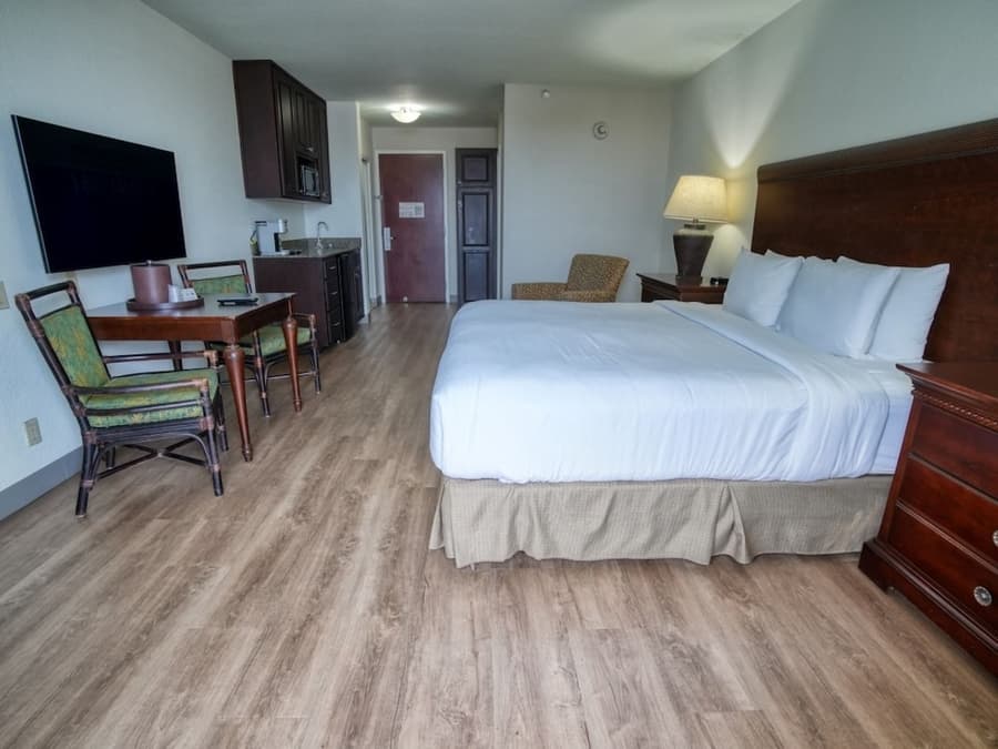 Treasure Island Hotel and Marina
