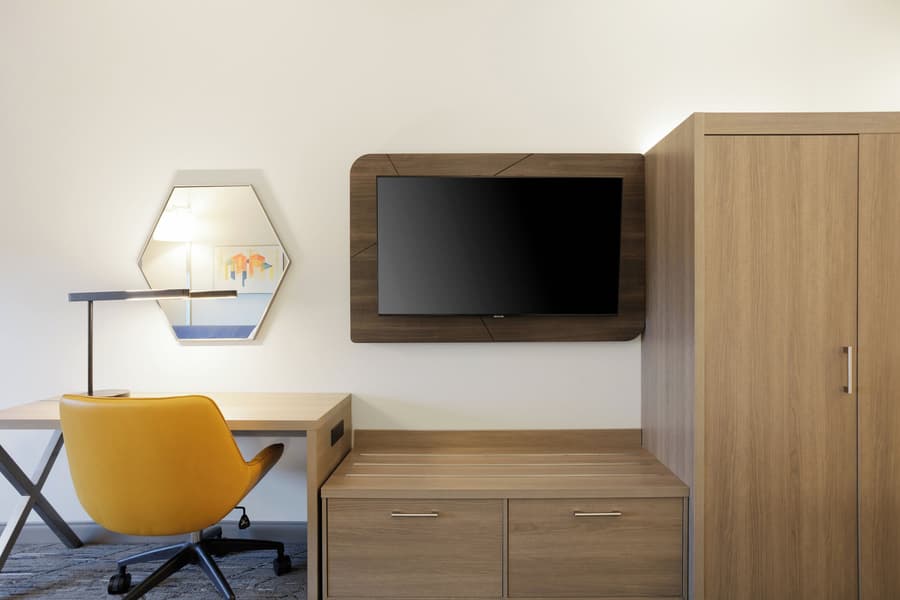 Holiday Inn Express Dallas Medical-Market Center by IHG