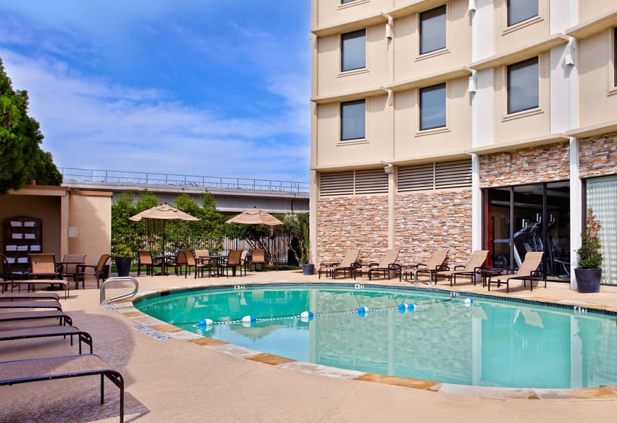 Holiday Inn Express Dallas Medical-Market Center by IHG