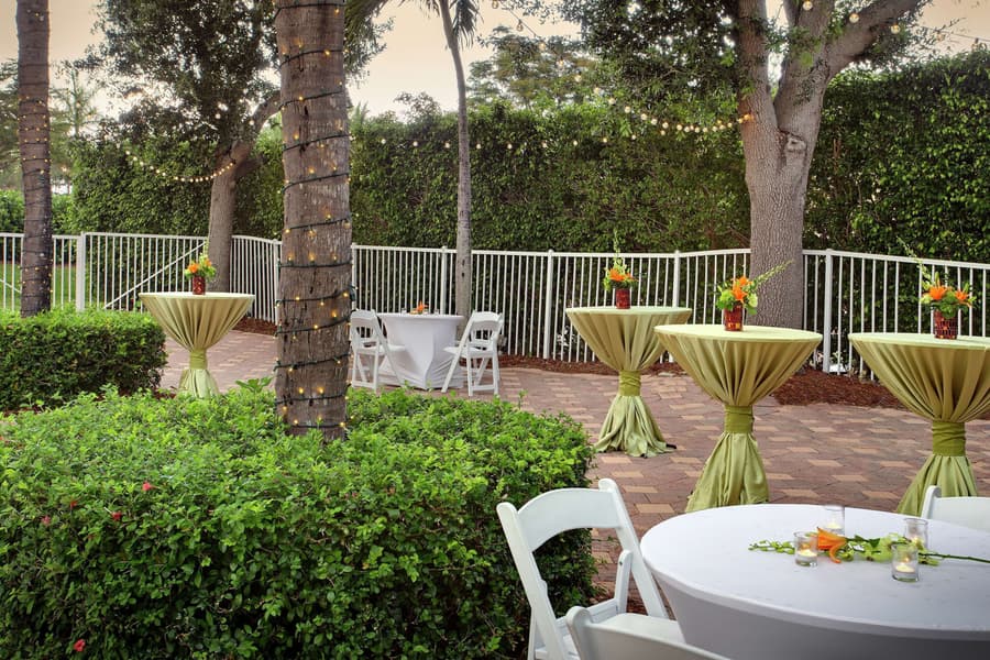 Hilton Naples