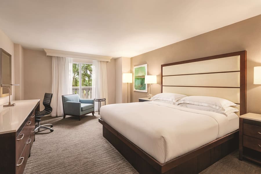 Hilton Naples