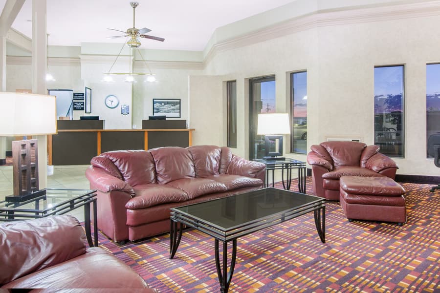 Super 8 by Wyndham Casper West by the River