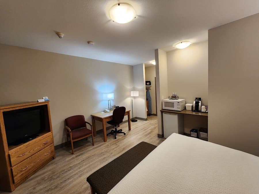 Days Inn & Conference Centre by Wyndham Penticton