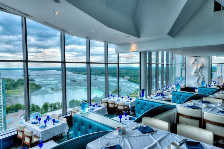 Hilton Niagara Falls/Fallsview Hotel & Suites