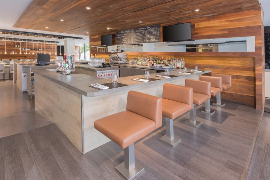 Hotel PUR Quebec, a Tribute Portfolio Hotel