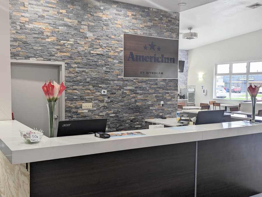 AmericInn by Wyndham Green Bay Near Stadium