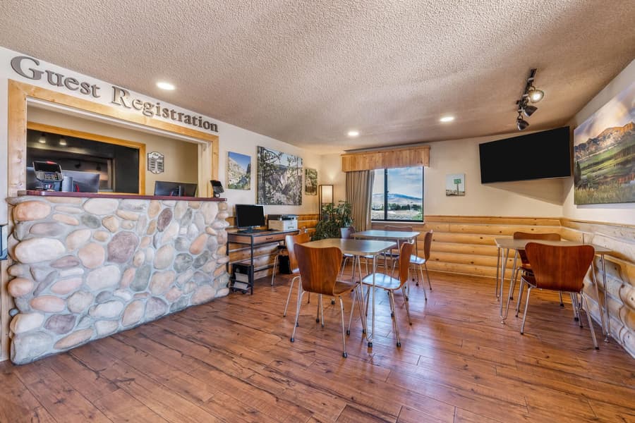 Super 8 by Wyndham Cody
