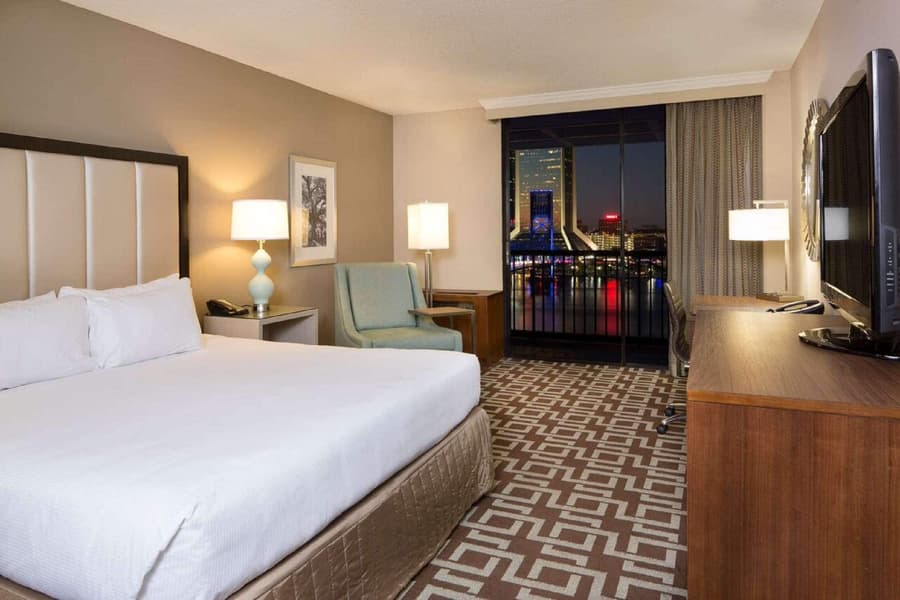 DoubleTree by Hilton Hotel Jacksonville Riverfront