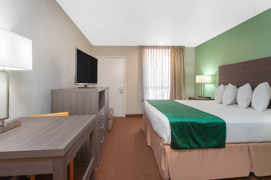 Grand Hotel Orlando at Universal Blvd - Shuttle to Theme Parks