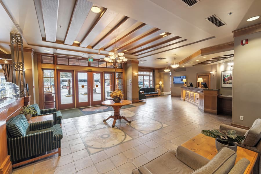 Banff Ptarmigan Inn