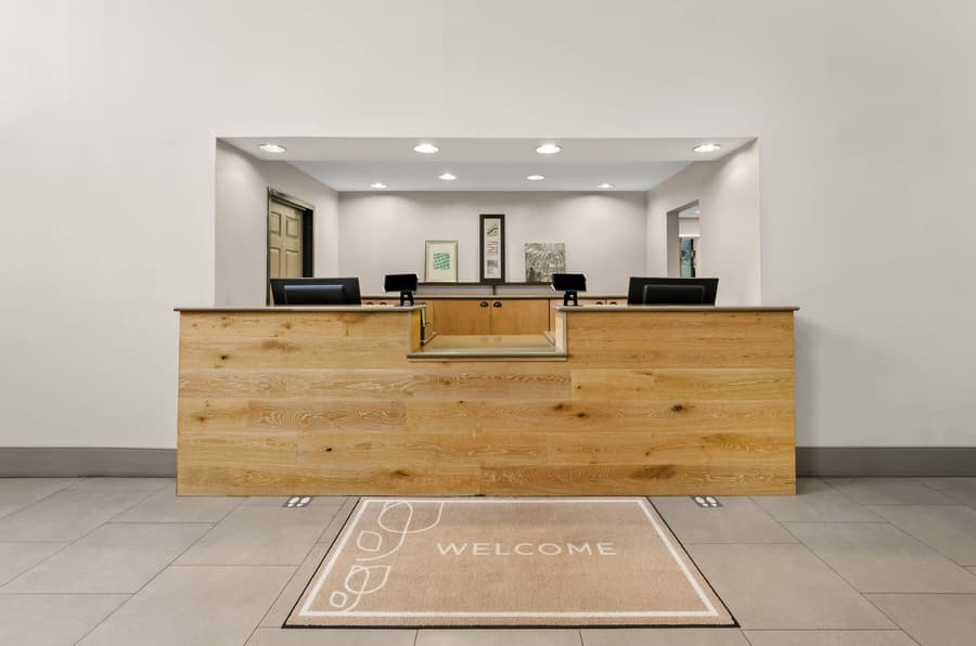 Country Inn & Suites by Radisson, Roanoke, VA