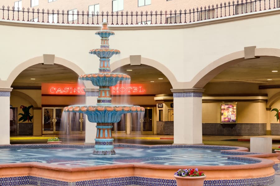 Harrah’s Laughlin Beach Resort & Casino - A Caesars Rewards Destination