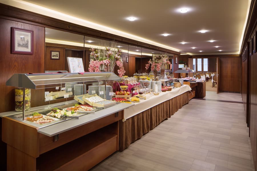 Hotel Benczur