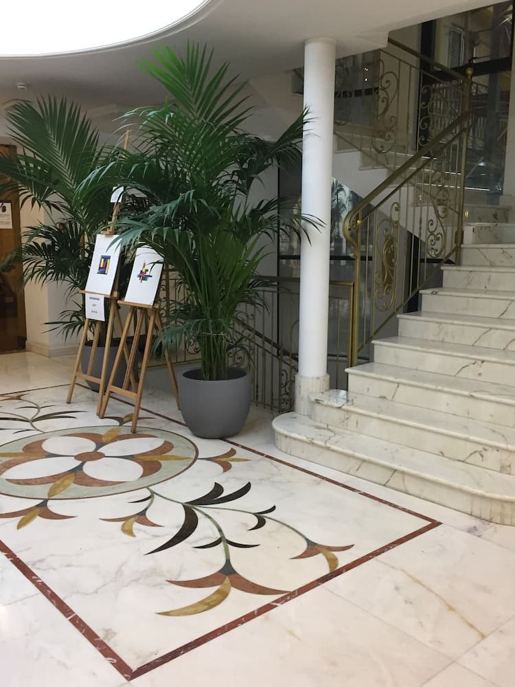Marconi Hotel