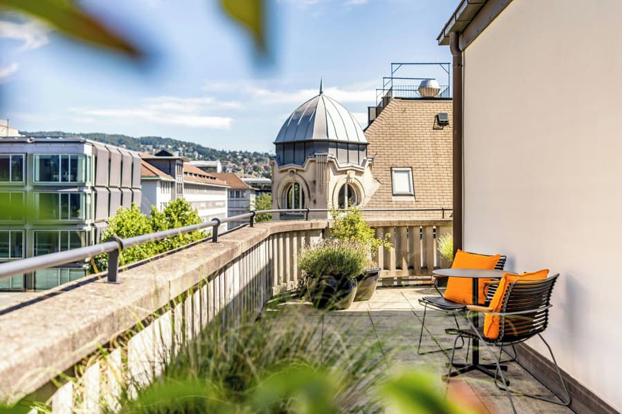 Neues Schloss Privat Hotel Zurich, Autograph Collection
