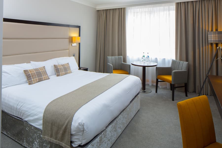 Menlo Park Hotel
