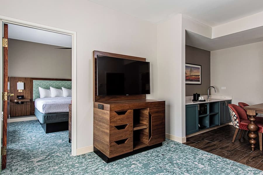 Hampton Inn & Suites Charleston/West Ashley