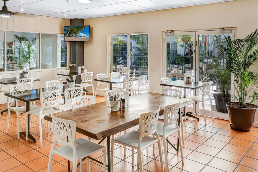Coral Tree Inn