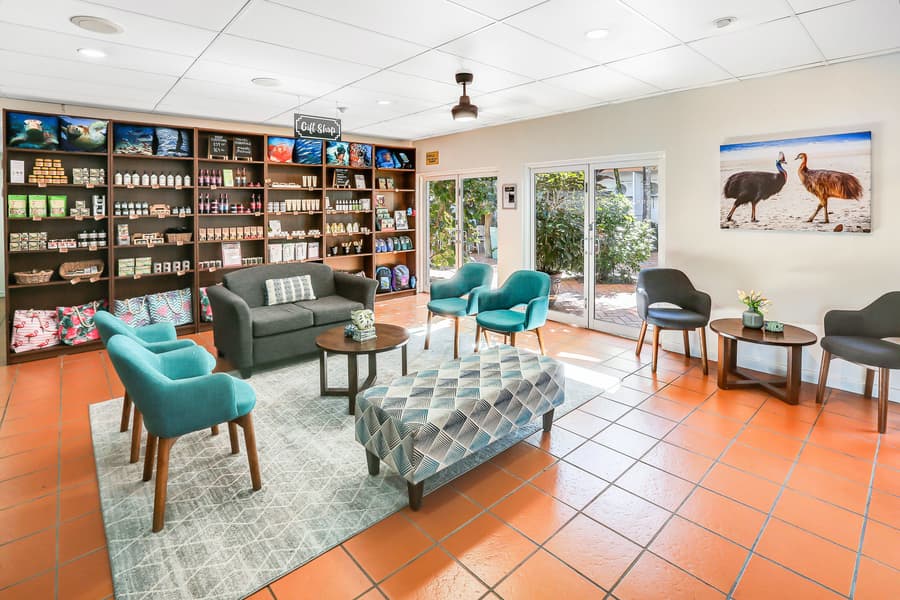 Coral Tree Inn