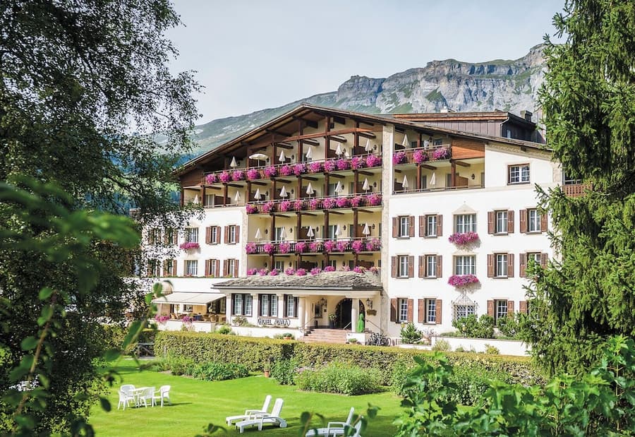 Adula Hotel