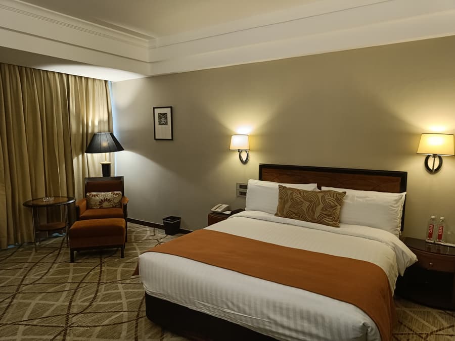 Hotel Marine Plaza Mumbai