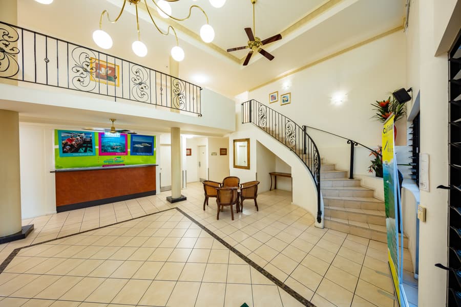 Cairns Queens Court