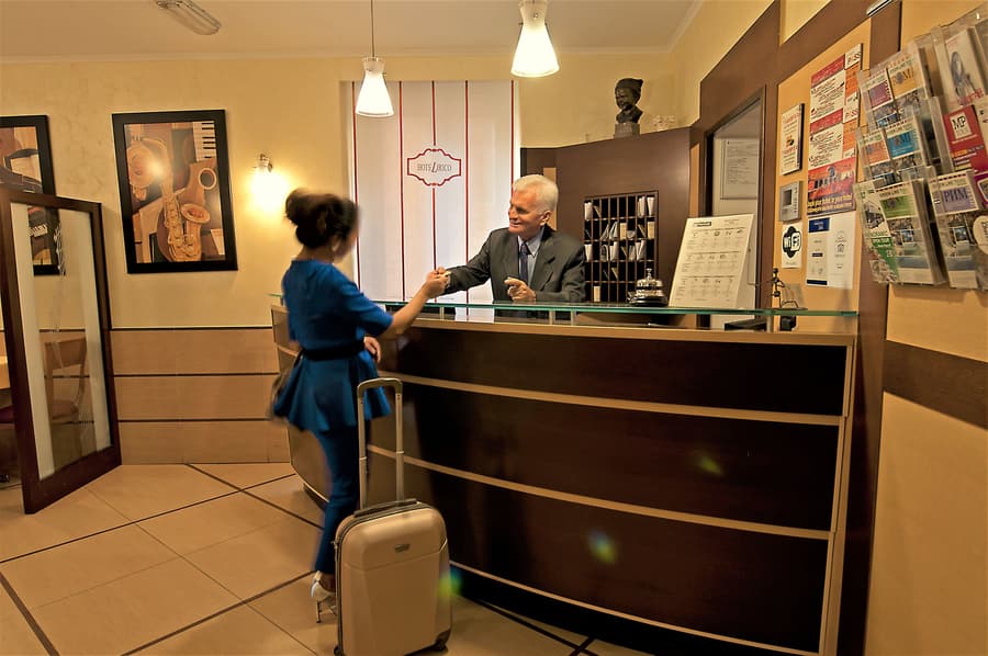 Hotel Lirico