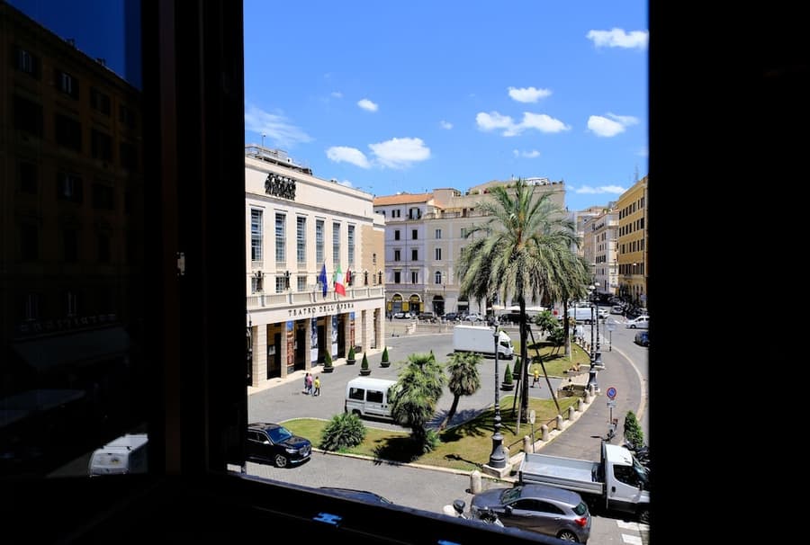 Hotel Lirico