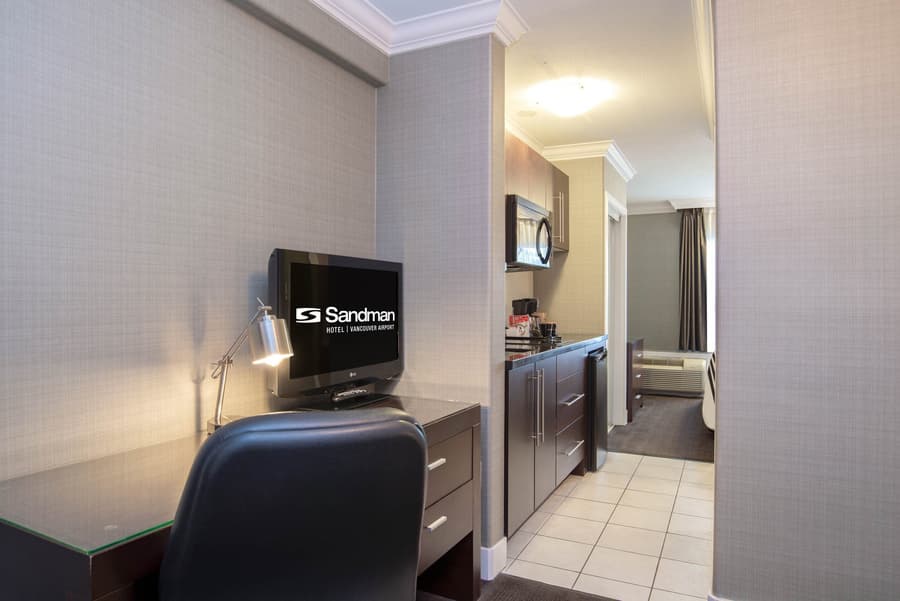 Sandman Hotel & Suites Vancouver Airport